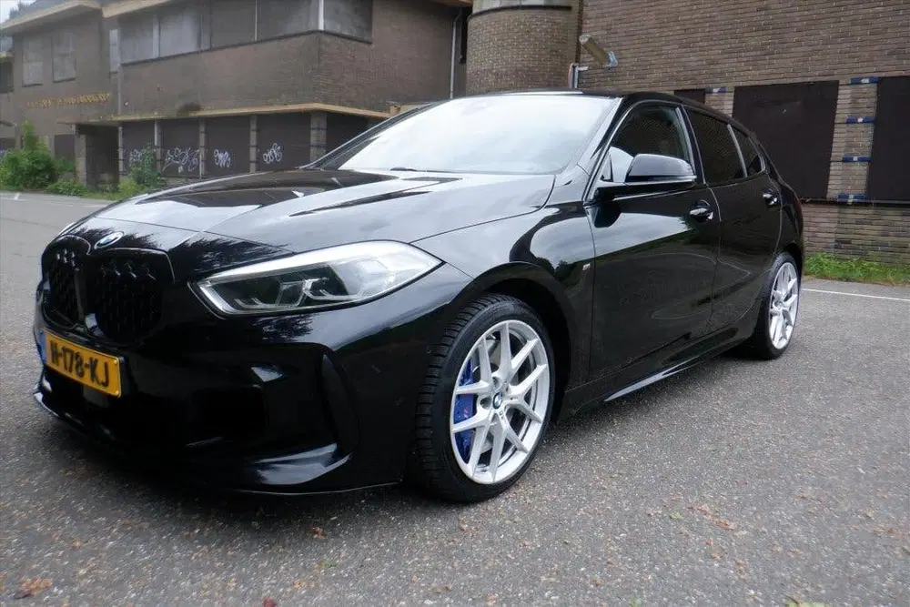 BMW 1-serie (f40) M135i 320PK 5D Aut. X-DRIVE uit 2020, foto 3