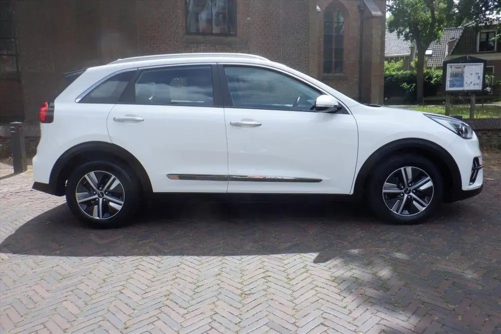 Kia Niro 1.6 GDi PHEV 141pk Dynamic-72.000 LM (bj 2 uit 2022