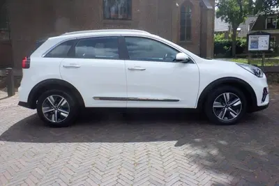 Kia Niro 1.6 GDi PHEV 141pk Dynamic-72.000 LM (bj 2 uit 2022