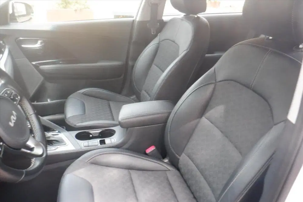 Kia Niro 1.6 GDi PHEV 141pk Dynamic-72.000 LM (bj 2 uit 2022, foto 9