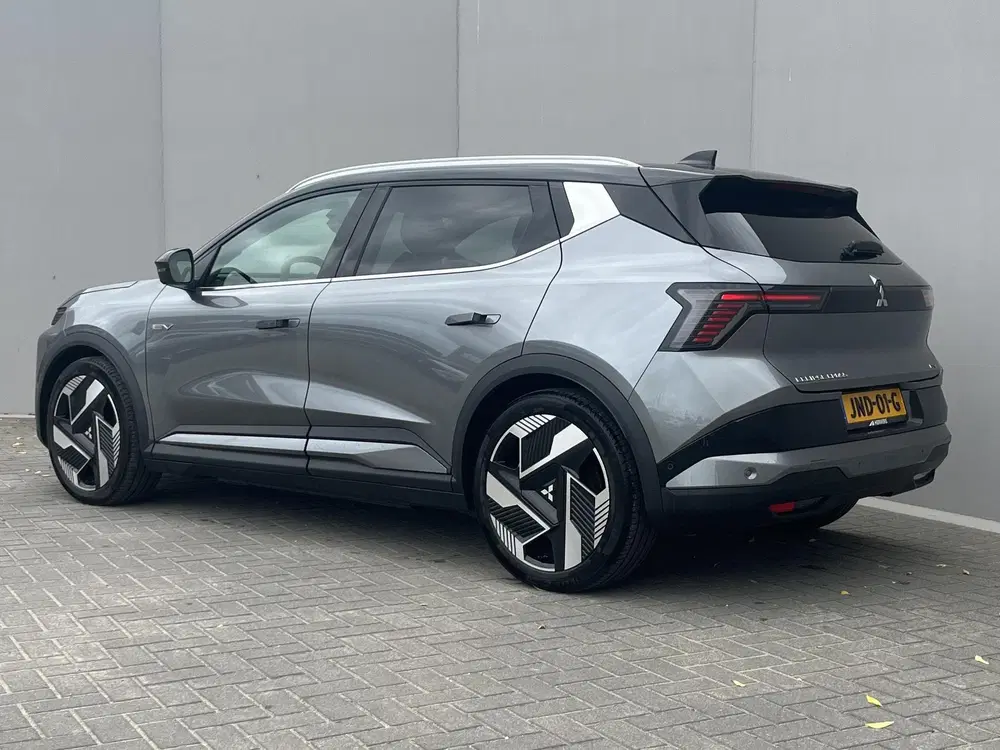 Mitsubishi Eclipse Cross Instyle 87 kWh uit 2025, foto 3