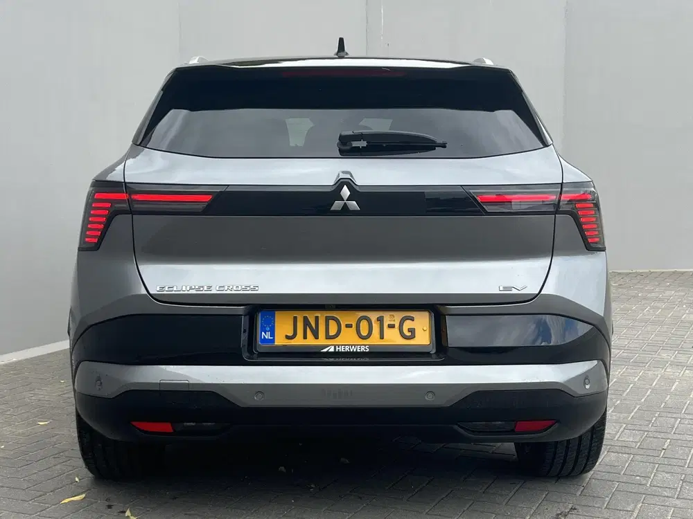 Mitsubishi Eclipse Cross Instyle 87 kWh uit 2025, foto 9