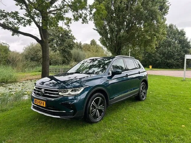 Volkswagen Tiguan 1.4 TSI eHybrid R-Line Business+ SOH 97% uit 2023, foto 2