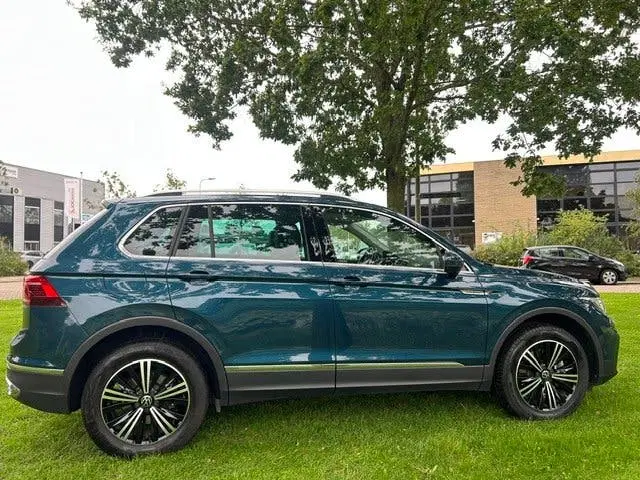 Volkswagen Tiguan 1.4 TSI eHybrid R-Line Business+ SOH 97% uit 2023, foto 7