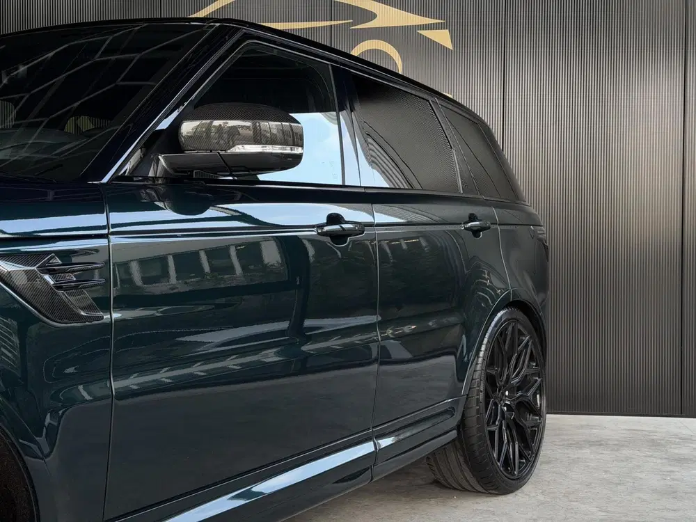 Land Rover Range Rover Sport SVR Carbon Edition uit 2021, foto 4