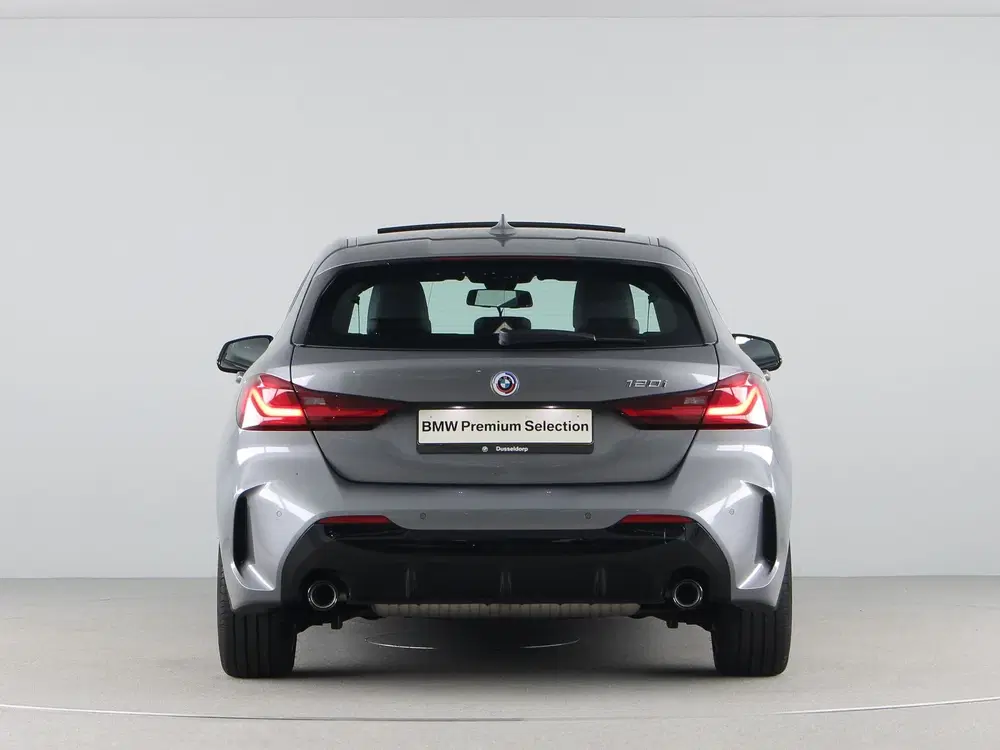 BMW 1-serie 120i M-Sport (bj 2022 uit 2022, foto 10