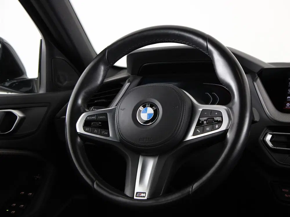 BMW 1-serie 120i M-Sport (bj 2022 uit 2022, foto 2