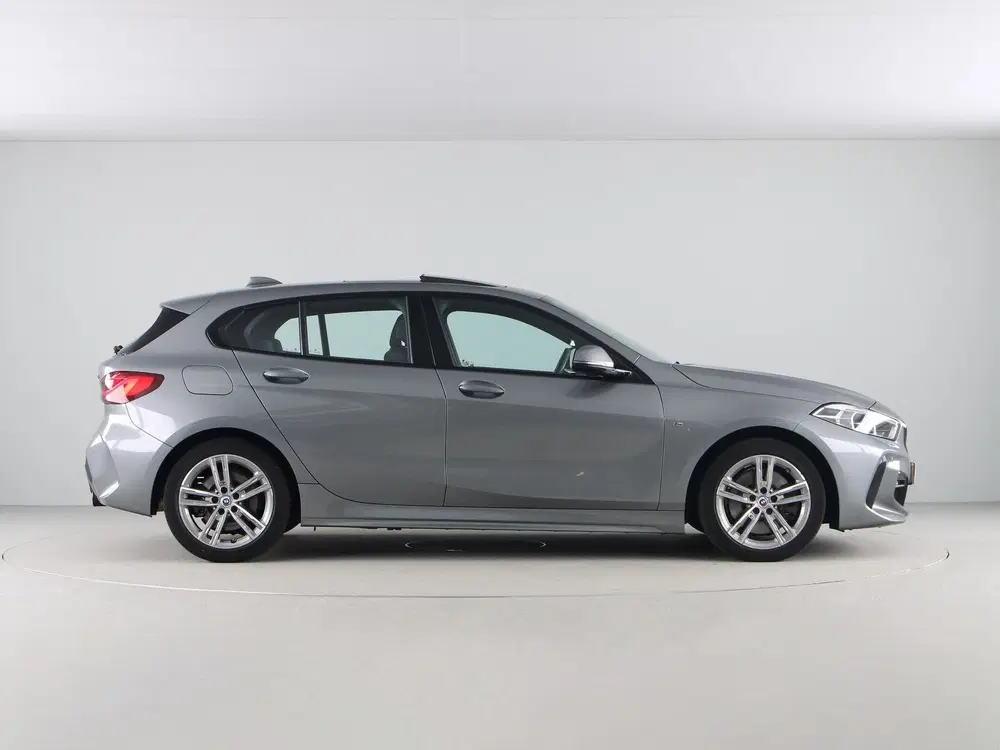 BMW 1-serie 120i M-Sport (bj 2022 uit 2022, foto 8