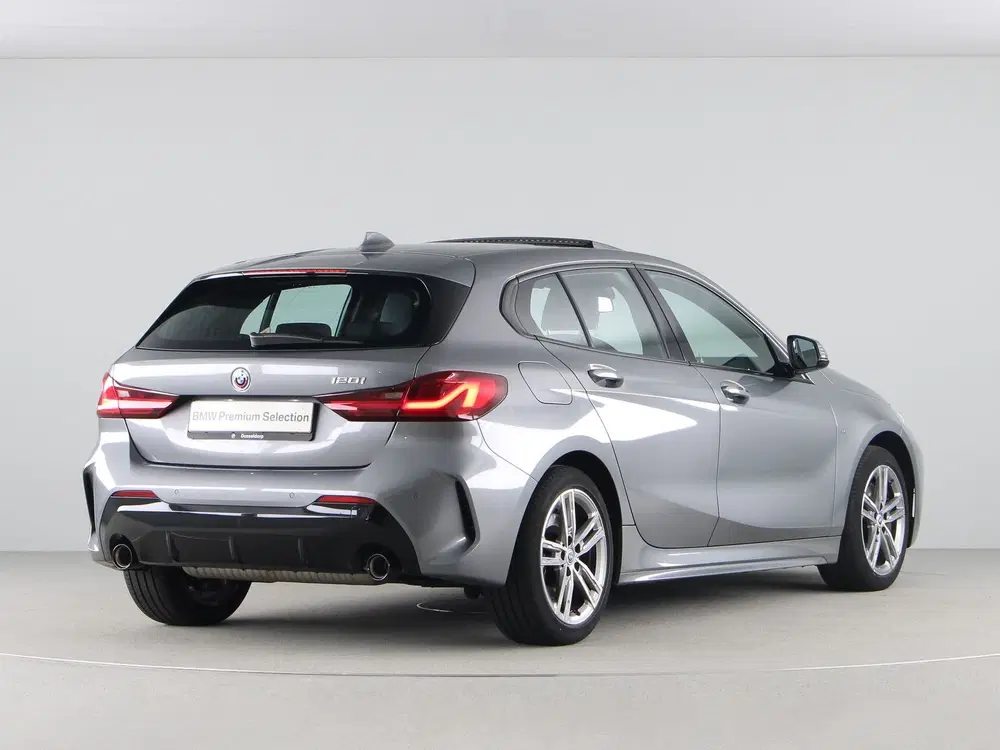 BMW 1-serie 120i M-Sport (bj 2022 uit 2022, foto 9