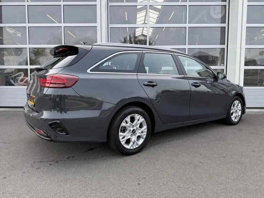 Kia Ceed 1.0 T-GDi DynamicL. uit 2022, foto 4