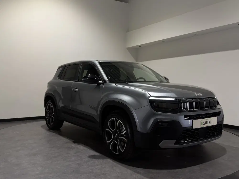 Jeep Avenger Altitude 54 kWh uit 2025