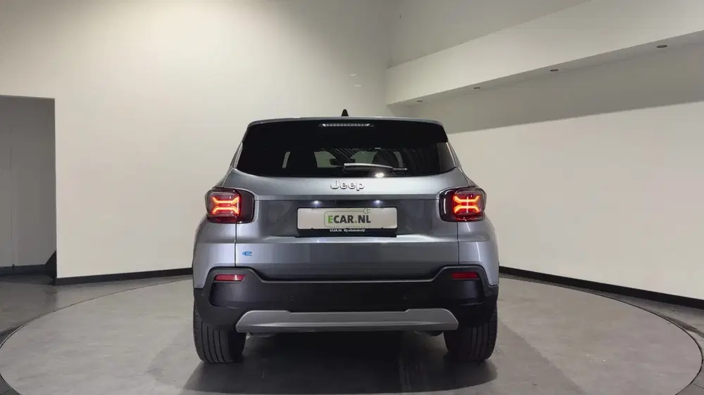 Jeep Avenger Altitude 54 kWh uit 2025, foto 6