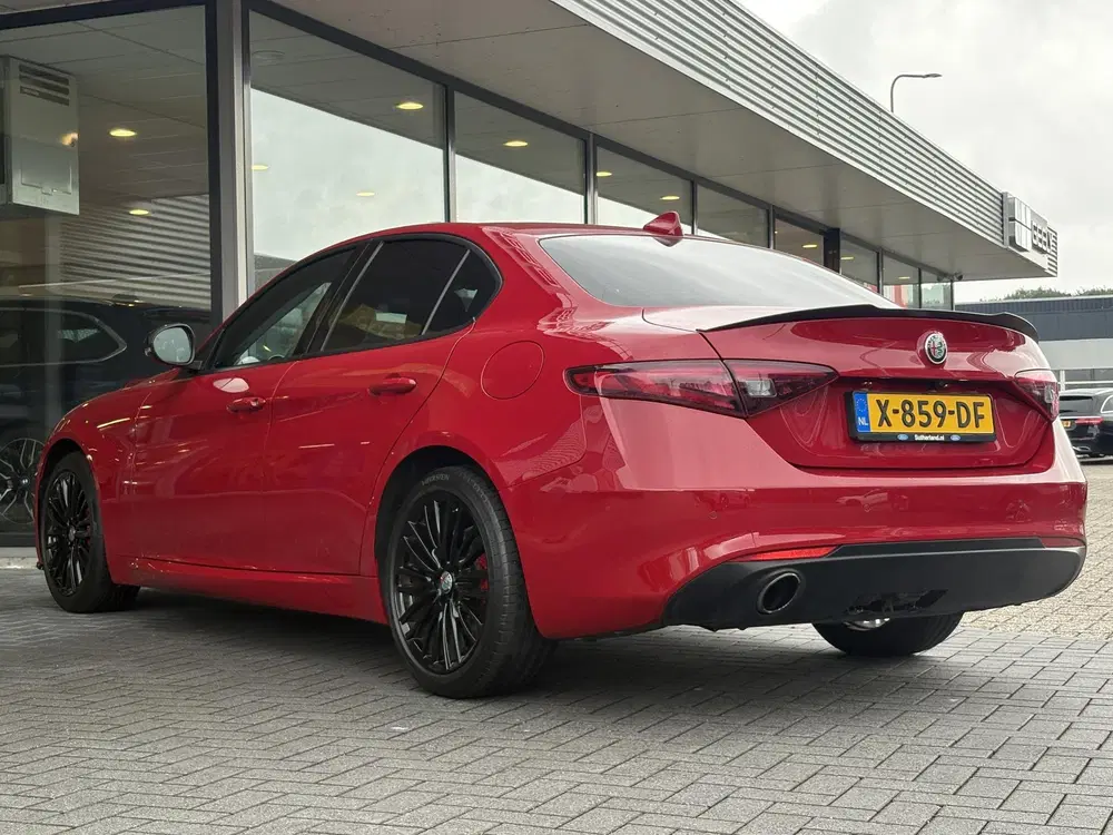 Alfa Romeo Giulia 2.0T Super 200pk uit 2020, foto 8