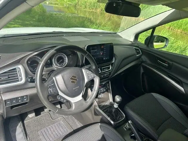 Suzuki S-Cross 1.4 Boosterjet AllGrip Style Smart Hybrid uit 2023, foto 13