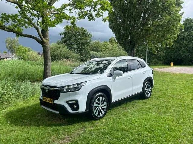 Suzuki S-Cross 1.4 Boosterjet AllGrip Style Smart Hybrid uit 2023, foto 4
