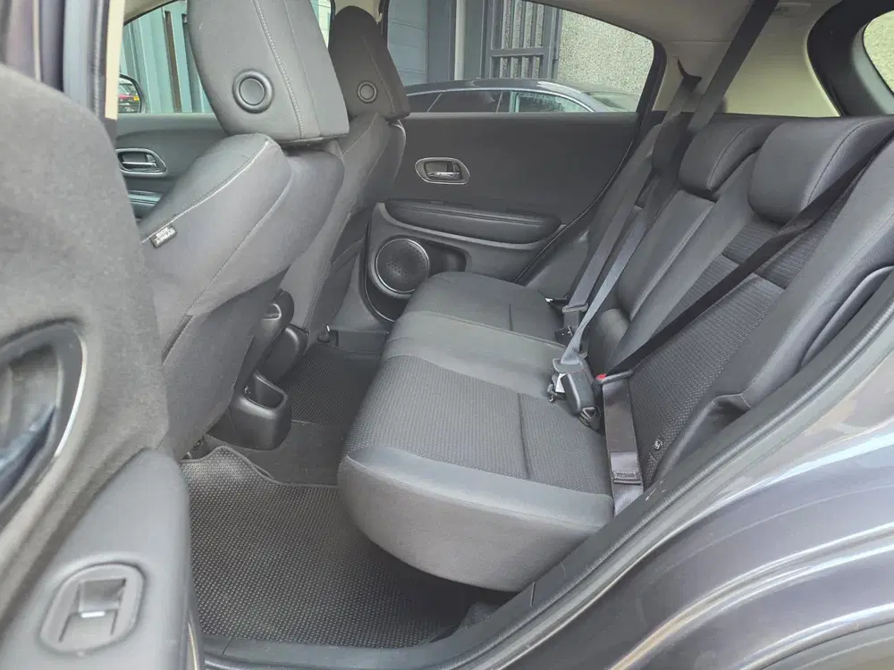Honda HR-V 1.5 i-VTEC Elegance LINE ASSIST uit 2019, foto 15