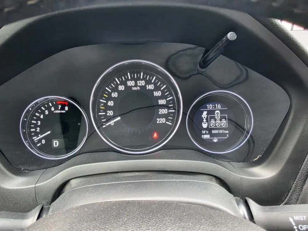 Honda HR-V 1.5 i-VTEC Elegance LINE ASSIST uit 2019, foto 8