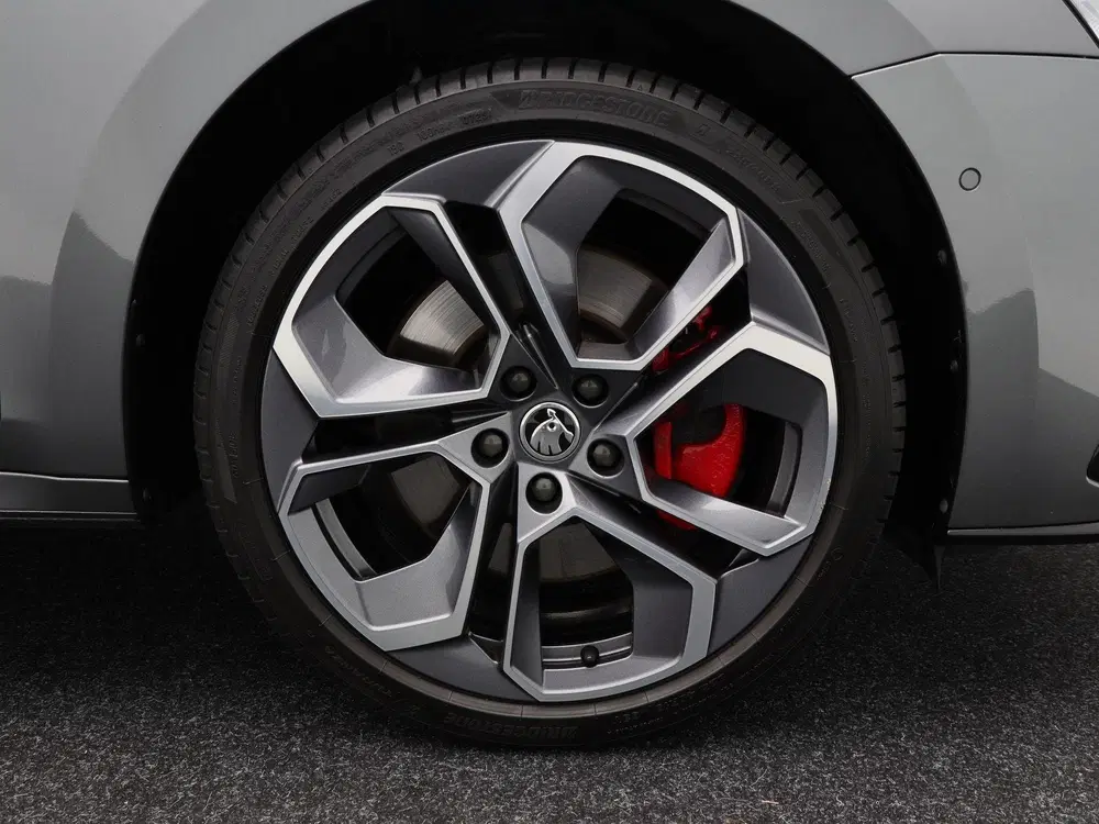 Skoda Octavia 1.4 TSi 245 Pk Automaat RS iV PHEV Busin uit 2023, foto 11