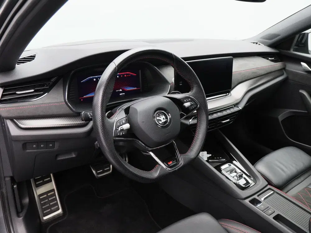 Skoda Octavia 1.4 TSi 245 Pk Automaat RS iV PHEV Busin uit 2023, foto 14