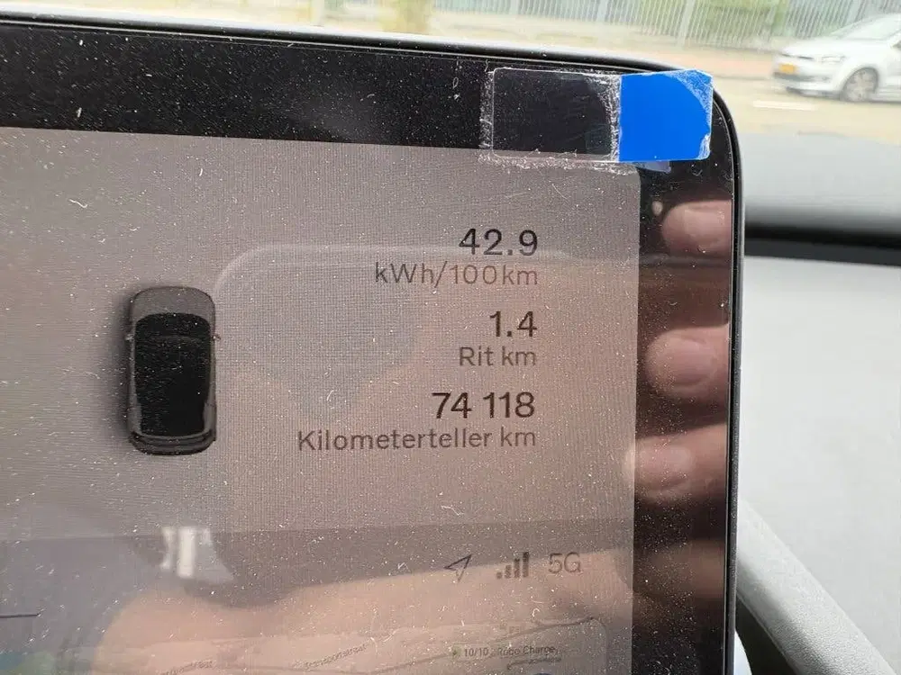 Volvo EX30 Single Core 51 kWh uit 2024, foto 12