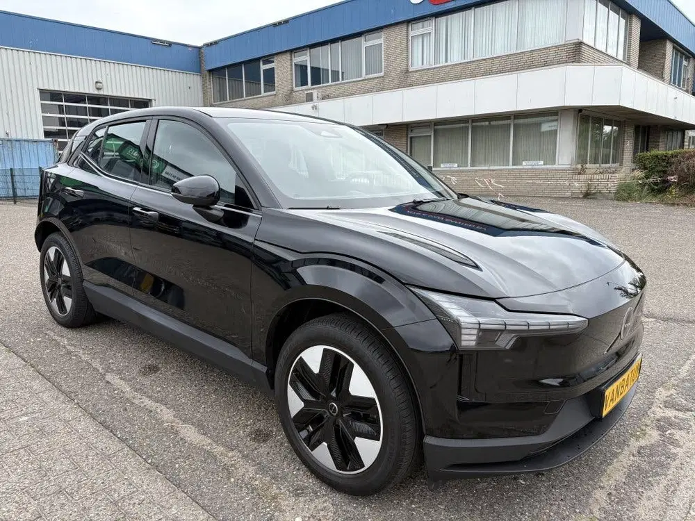 Volvo EX30 Single Core 51 kWh uit 2024, foto 4
