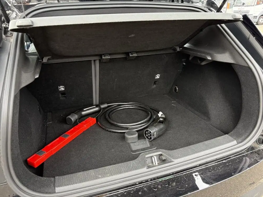Volvo EX30 Single Core 51 kWh uit 2024, foto 9