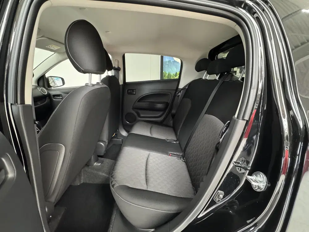 Mitsubishi Space Star 1.2 Instyle uit 2023, foto 9