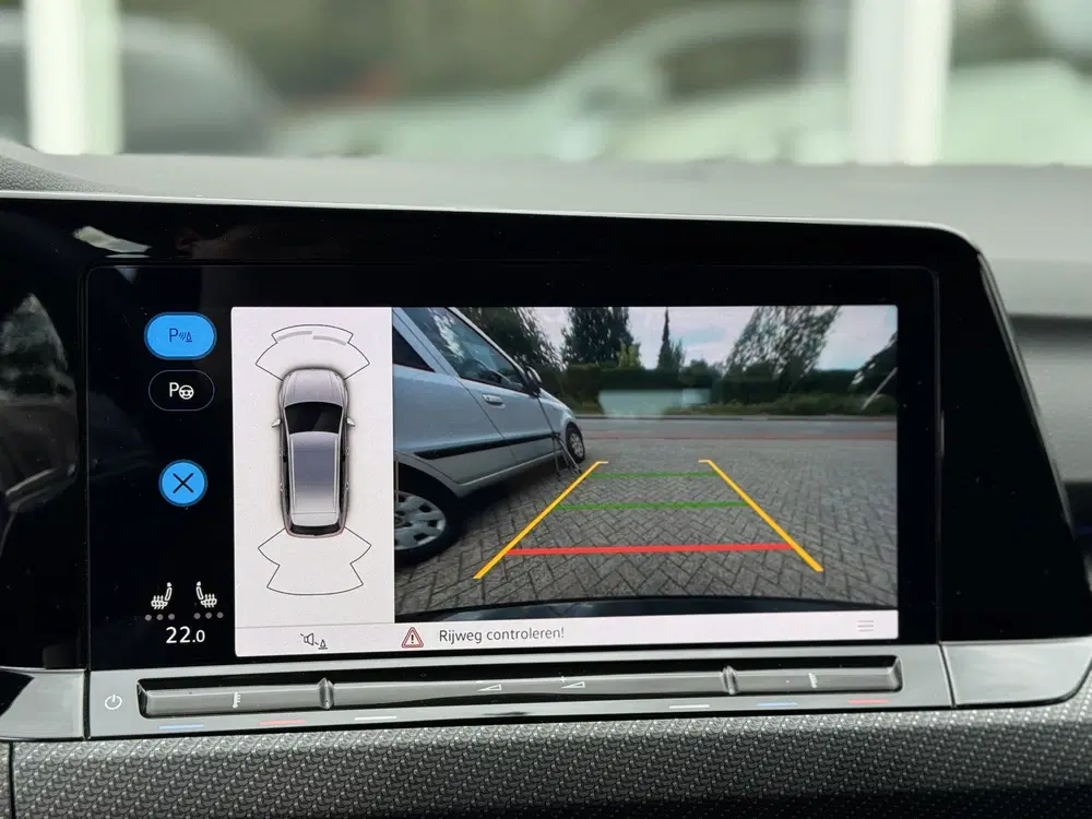 Volkswagen Golf 1.5 eTSI R-Line Business+ *Panorama uit 2022, foto 13