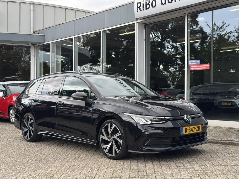Volkswagen Golf 1.5 eTSI R-Line Business+ *Panorama uit 2022, foto 5
