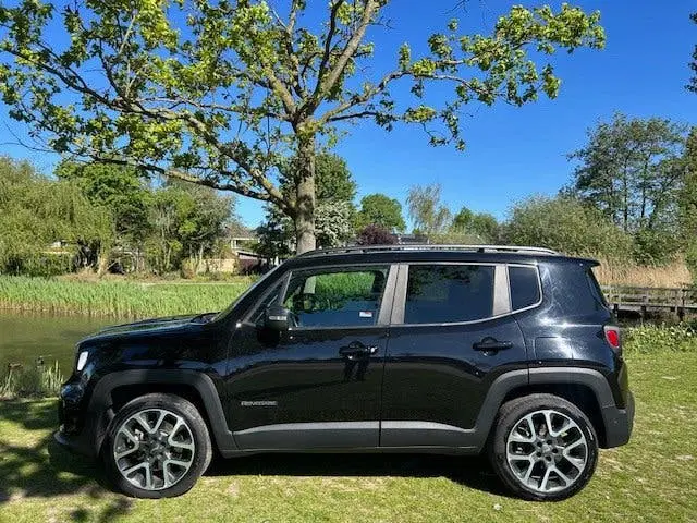 Jeep Renegade 4xe 240 Plug-in Hybrid Electric S uit 2022, foto 5