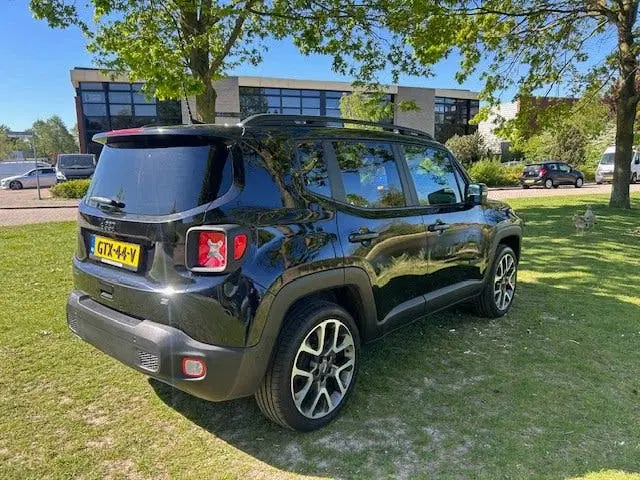 Jeep Renegade 4xe 240 Plug-in Hybrid Electric S uit 2022, foto 8
