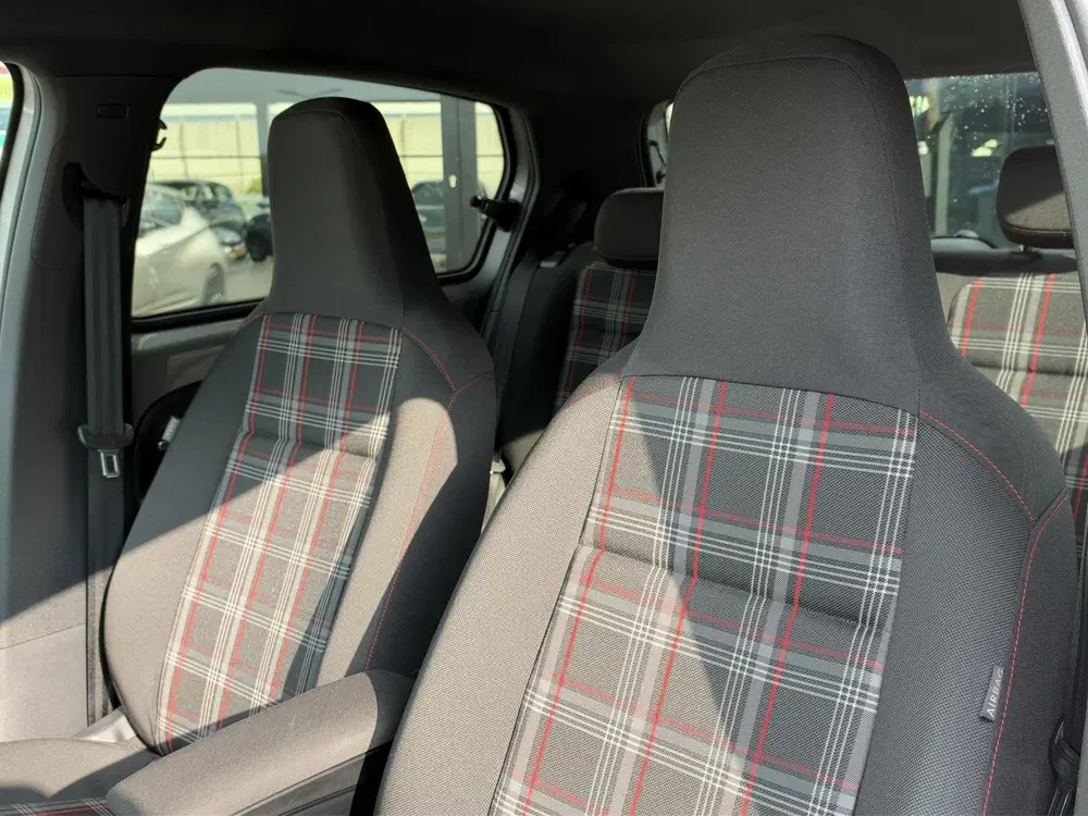 Volkswagen up! 1.0 TSI GTI uit 2024, foto 6