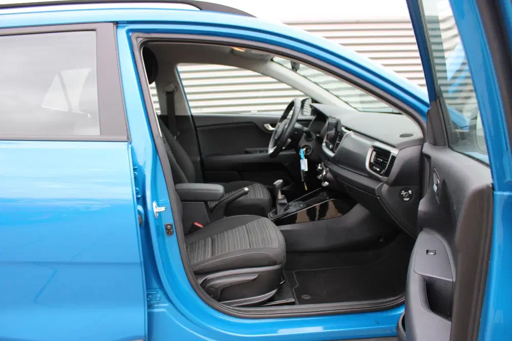 Kia Stonic 1.0 T-GDi MHEV DynamicLine uit 2025, foto 10