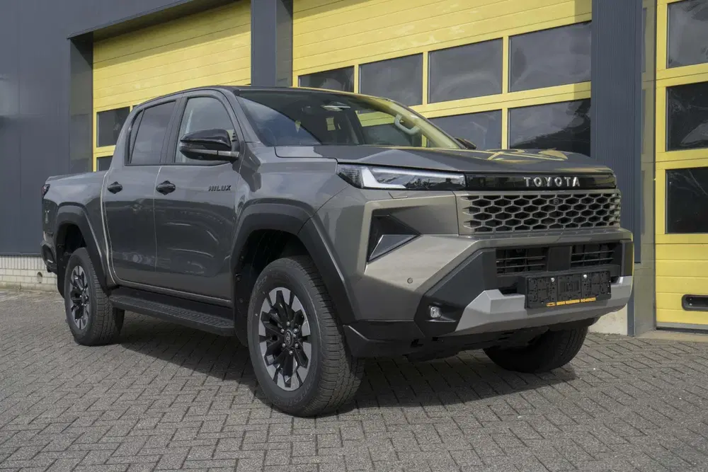 Toyota Hilux Toyota Hilux 2.8 D-4D MHEV Double Cab Styl uit 2026