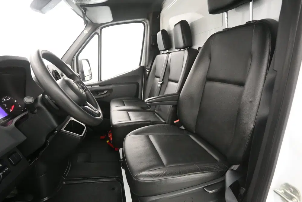 Mercedes-Benz Sprinter 314 CDI uit 2021, foto 10