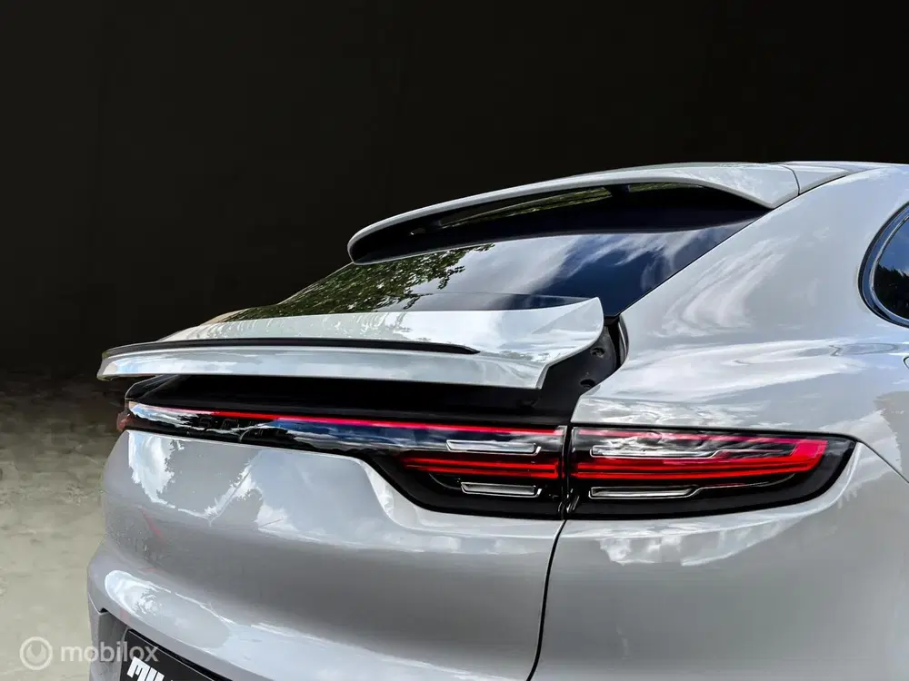 Porsche Cayenne Cayenne Coupé 3.0 E-Hybrid uit 2022, foto 10