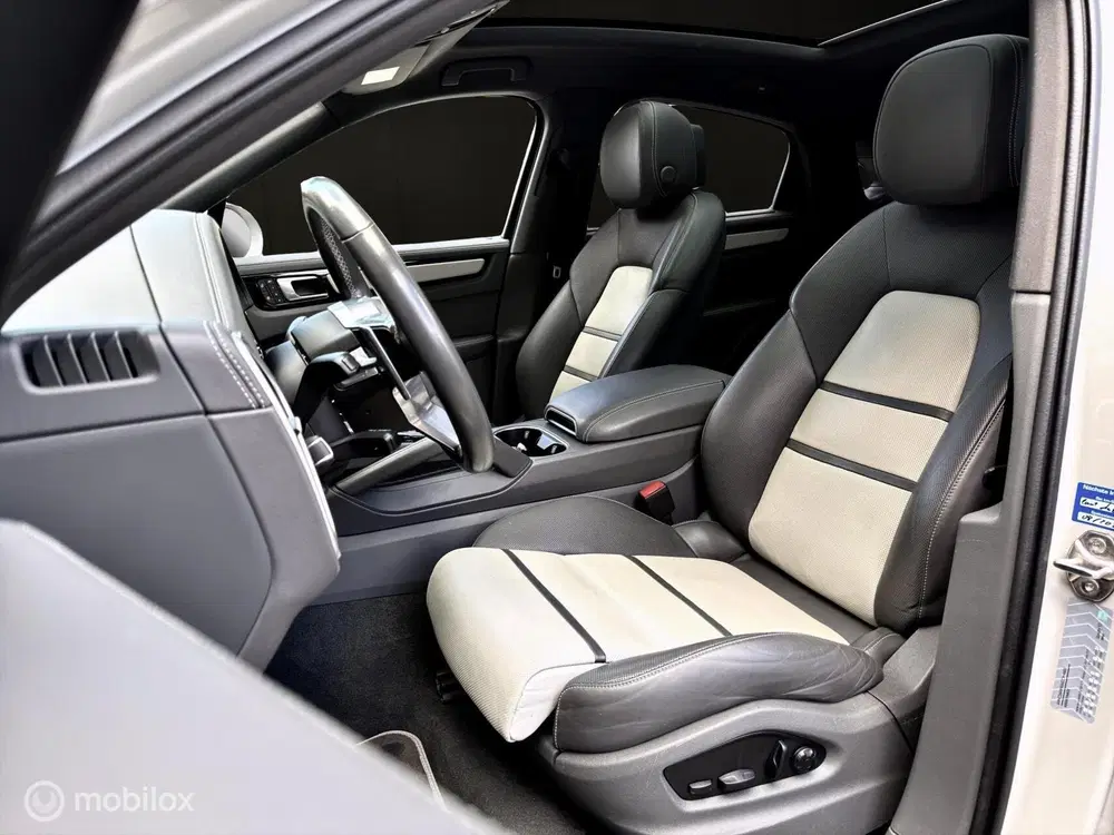 Porsche Cayenne Cayenne Coupé 3.0 E-Hybrid uit 2022, foto 11