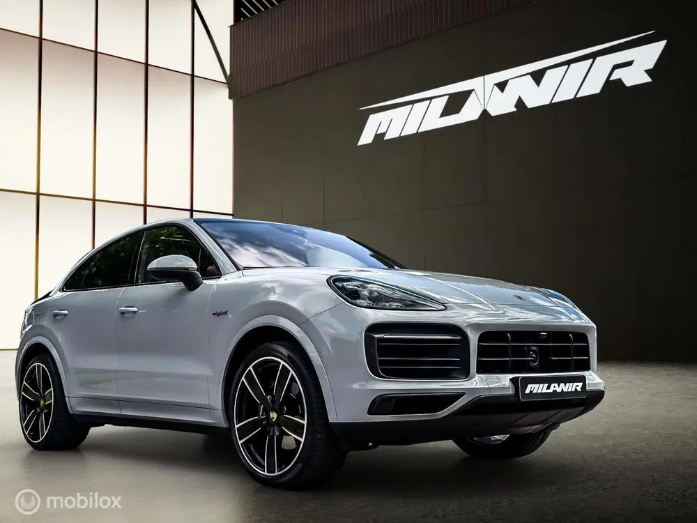 Porsche Cayenne Cayenne Coupé 3.0 E-Hybrid uit 2022, foto 4