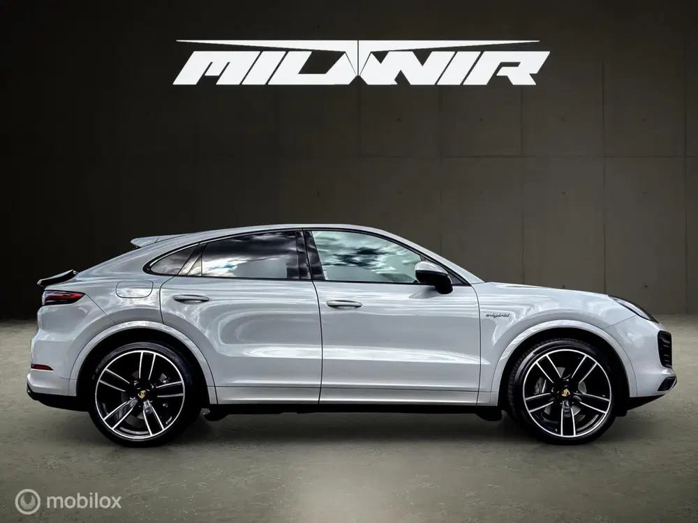 Porsche Cayenne Cayenne Coupé 3.0 E-Hybrid uit 2022, foto 5