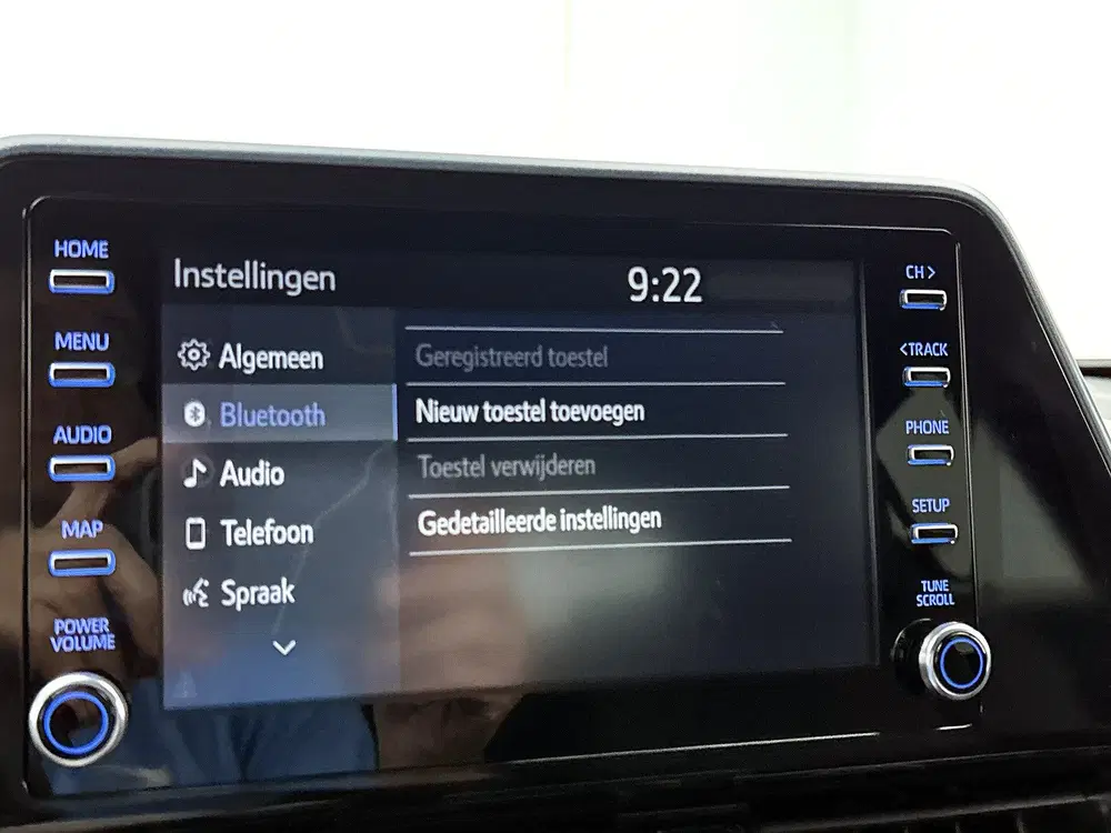 Toyota C-HR 2.0 Hybrid Style Bi-Tone uit 2020, foto 11