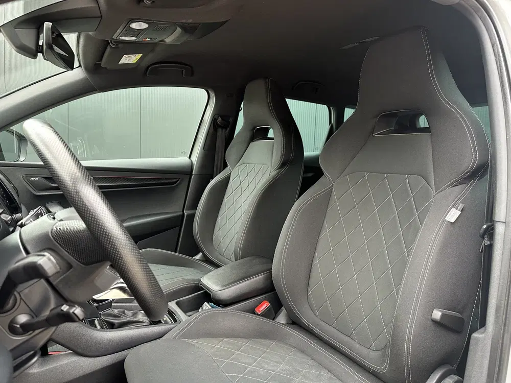 Skoda Karoq 1.5 TSI ACT Sportline Business uit 2021, foto 13
