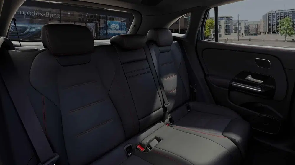 Mercedes-Benz EQA 250 AMG Line 67 kWh uit 2022, foto 8