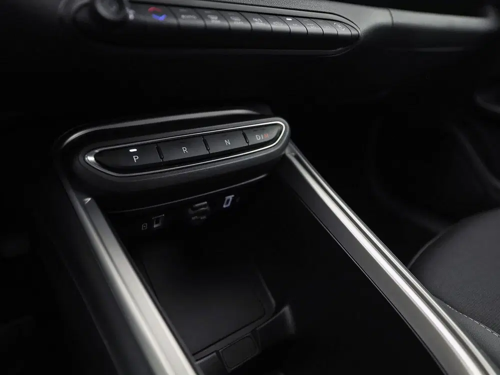 Jeep Avenger 1.2 e-Hybrid Altitude Automaat (APPLE CARP uit 2025, foto 10