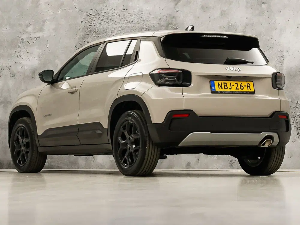 Jeep Avenger 1.2 e-Hybrid Altitude Automaat (APPLE CARP uit 2025, foto 3