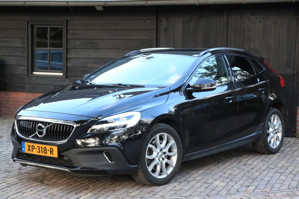 Volvo V40 Cross Country 1.5 T3 Polar+ Luxury Panorama uit 2019, foto 10