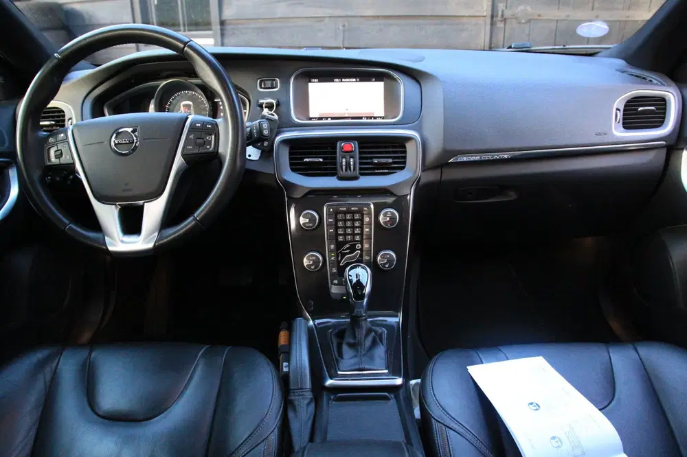 Volvo V40 Cross Country 1.5 T3 Polar+ Luxury Panorama uit 2019, foto 13