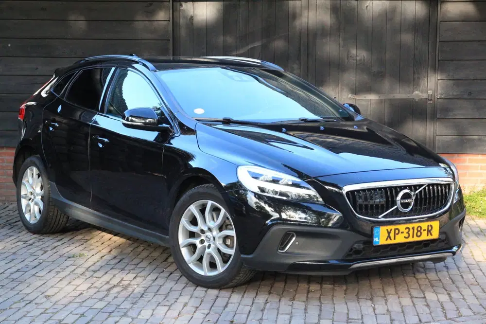 Volvo V40 Cross Country 1.5 T3 Polar+ Luxury Panorama uit 2019, foto 2
