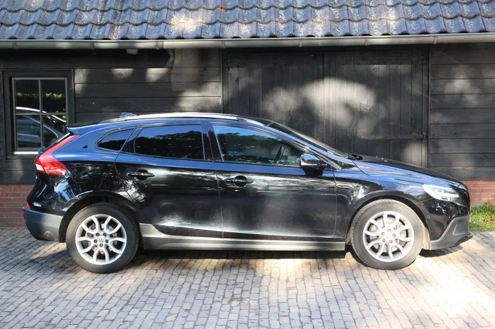 Volvo V40 Cross Country 1.5 T3 Polar+ Luxury Panorama uit 2019, foto 3