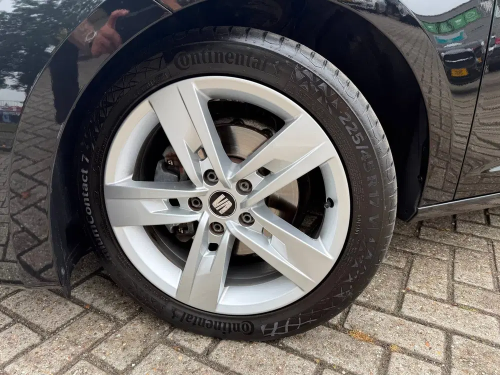 SEAT Leon 1.5 TSI FR Business Intense uit 2019, foto 4