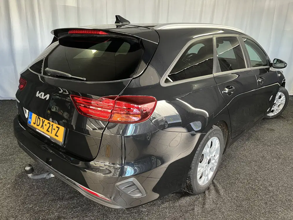 Kia Ceed 1.0 T-GDi DynamicLine ECC uit 2023, foto 3